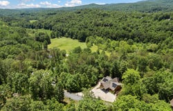 1172 Settlers Ridge, Ellijay, GA 30540