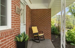 132 Ridgeway St, Sylva, NC 28779