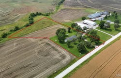 339 White Road, Hawk Point, MO 63349