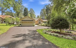 323 STRATFORD Circle, LOCUST GROVE, VA 22508