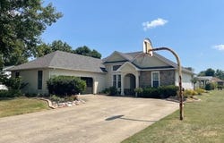 866 Auburn Drive, Sikeston, MO 63801