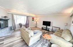 3038 9th Ave, Minot, ND 58701
