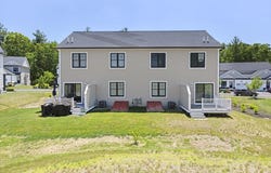 27 Compass Point Dr, Douglas, MA 01516