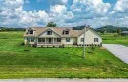 700 Aubrie Boulevard, Flemingsburg, KY 41041