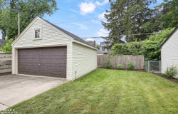 309 Merriweather, Grosse Pointe Farms, MI 48236