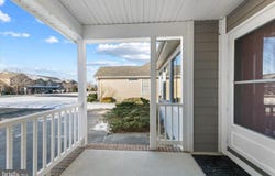 195 LAKESIDE DR, LEWES, DE 19958