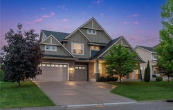 3265 Arden Drive, Woodbury, MN 55129