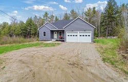 23 Elizabeth Way, West Gardiner, ME 04345