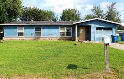1500 E BOWIE ST, Beeville, TX 78102
