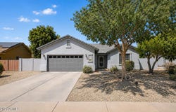 4304 E DEL RIO Street, Gilbert, AZ 85295
