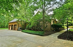 9540 Falcon Trak NE, Warren, OH 44484