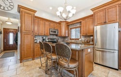 40 Mist Lane, Westbury, NY 11590