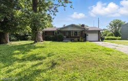 428 Wilderness Rd, Middlesboro, KY 40965