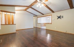 902 S Mission Avenue, Tahlequah, OK 74464