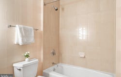 811 4TH STREET NW, WASHINGTON, DC 20001