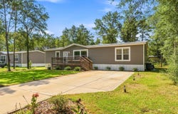 645 W Violet, DeFuniak Springs, FL 32433