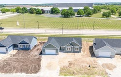 1744 E Kyle Circle, Beloit, WI 53511