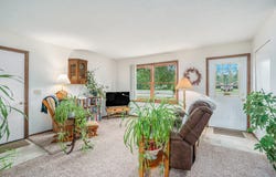 310 W 4th Street, Lawton, MI 49065