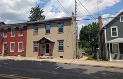 221 N STRATTON STREET, GETTYSBURG, PA 17325