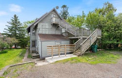 1511 E 4th St, Duluth, MN 55812