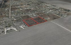 County Road48, Robstown, TX 78380