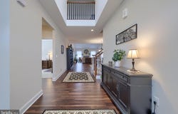 403 VALOR DRIVE, LITITZ, PA 17543