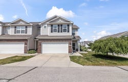 9709 Prairie Smoke Drive, Noblesville, IN 46060