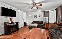 224 E Higgins St, Midway, KY 40347