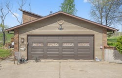 19077 Lawrence 2170, Aurora, MO 65605