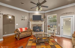 647 Lessie, Stonewall, LA 71078
