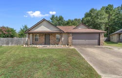 513 Saint Charles Ct, Haskell, AR 72015