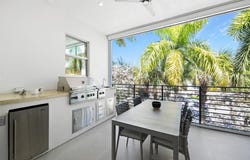 12 SE 10th Ave, Fort Lauderdale, FL 33301