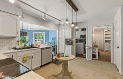 13003 Larkspur Ln, Prospect, KY 40059