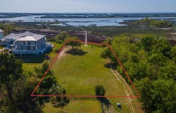 125 Dogwood Lane lot: 2, Hampstead, NC 28443