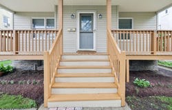 55 Harrison Ave, Waldwick Boro, NJ 07463-1814