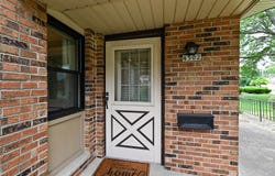 4502 S Greenridge Cir, Greenfield, WI 53220