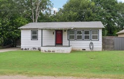 716 Third ST, Lexington, TX 78947
