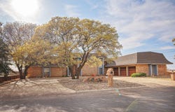 1407 Mustang Drive, Denver City, TX 79323
