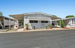 24921 Muirlands Boulevard, Lake Forest, CA 92630