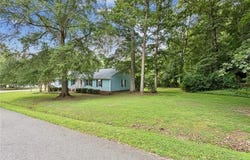 7489 Corr Street, Gloucester, VA 23061