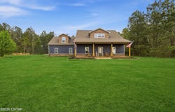 1586 Love Road, Bells, TN 38006