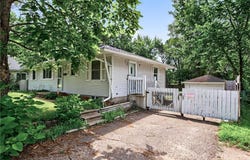 3213 W Old Shakopee Road, Bloomington, MN 55431