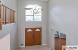 9 Chipwood Lane, North Brunswick, NJ 08902