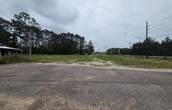 610 N LHS Dr, Lumberton, TX 77657