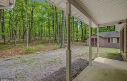 196 FLAGSTONE Lane, BERKELEY SPRINGS, WV 25411