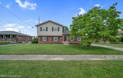 2109 Old Hickory Rd, Jeffersontown, KY 40299