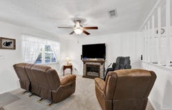 5131 Oakleaf Dr, Pace, FL 32571