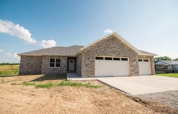 2654 Silver Lake Road, Billings, MO 65610