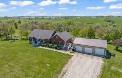 1723 Creamery Road, Dexter, IA 50070