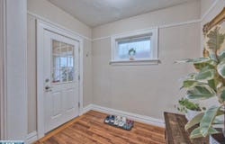 1217 E 9th St, Duluth, MN 55805-0000